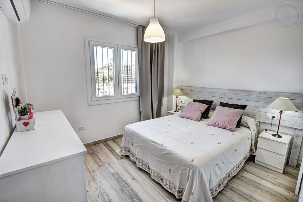 Benalmádena Apartamento amplio, soleado y con vista panorámica a 400 metros de la playa Exterior foto